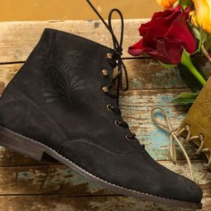 Gudrun Sjoden Lace-up Granny Black Ankle Boots Petrovska